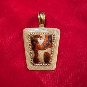 Beautiful Goldtone Brown Metallic Swirl Pendant 1.5x1.5”